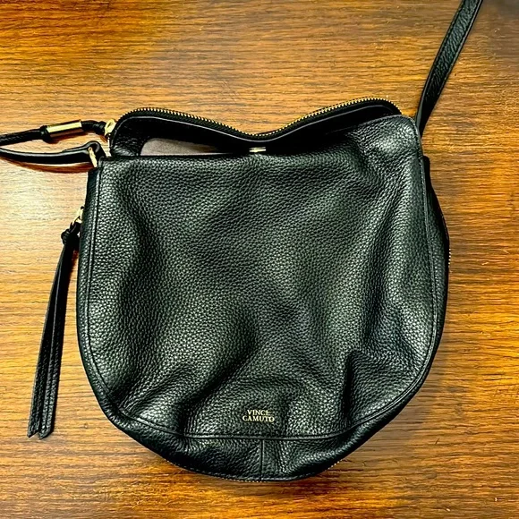 Vince Camuto Bags Vince Camuto Kenzy Large Leather Crossbody